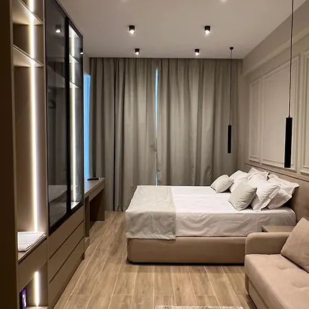 Apart Otel Coastline Golem Dıraç