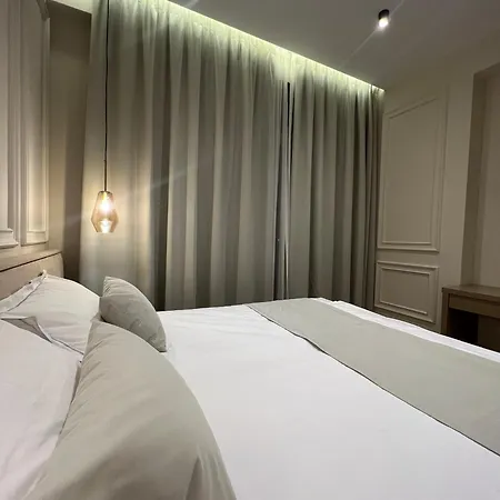 Apartmanhotel Coastline Five Beachside &