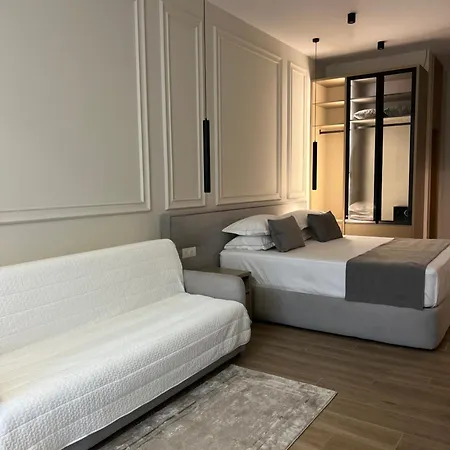 Apartmanhotel Coastline Five Beachside &